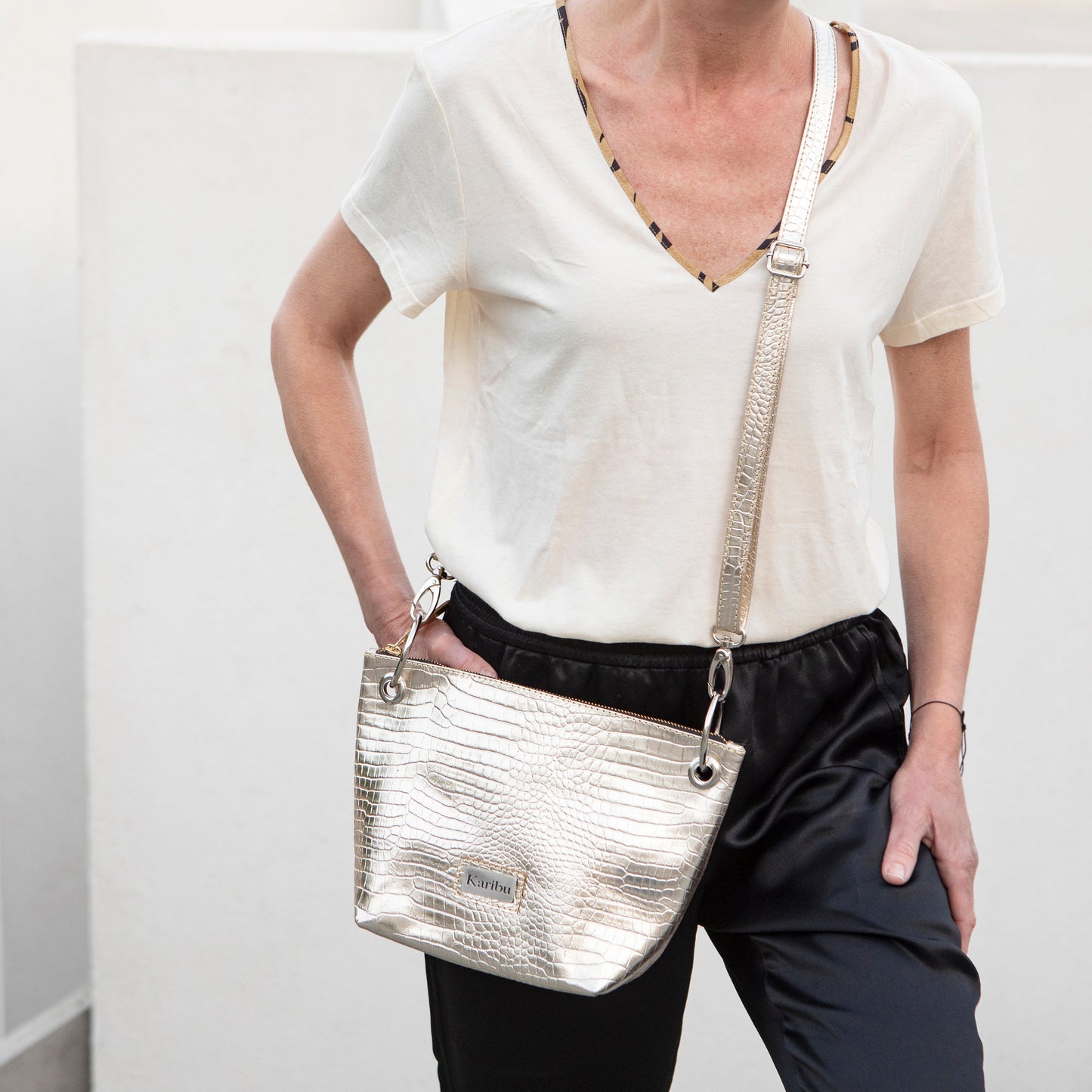 Josefa Gyllene Väska