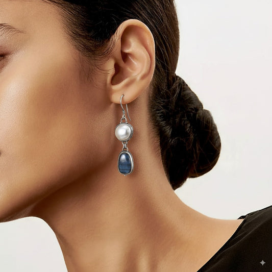 Vintageörhängen i Naturstenar och Silver