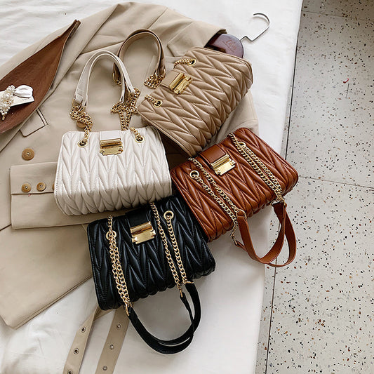 Maite Plisserad Kedjeväska