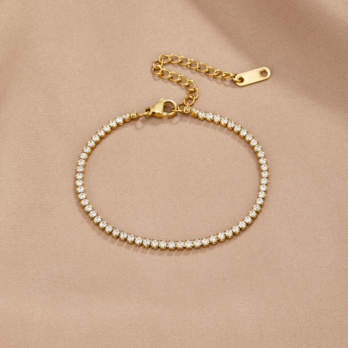 Guld tennisarmband