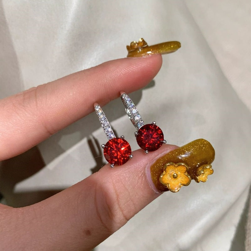 Celira Orvane Örhängen | Vitt Guld