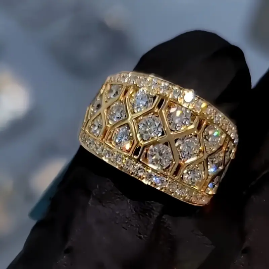 Strålande Guld Glittrande Ring